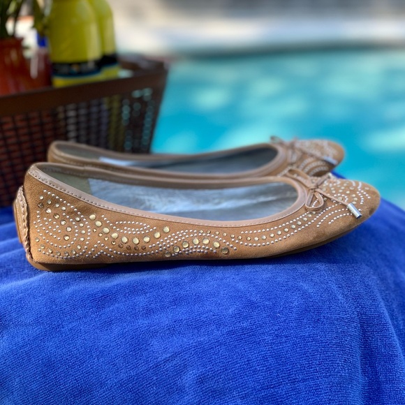 DONALD J. PLINER | Riki Embellished Ballerina Flat | EEUC | Women’s Size: 9M - Picture 7 of 13